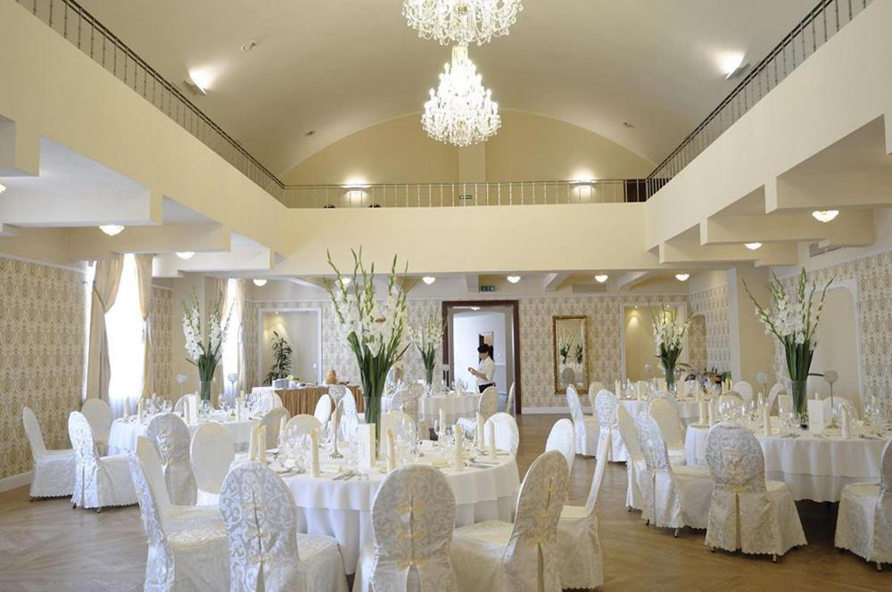 ביאלה פולדאסקה Hotel Skala מראה חיצוני תמונה