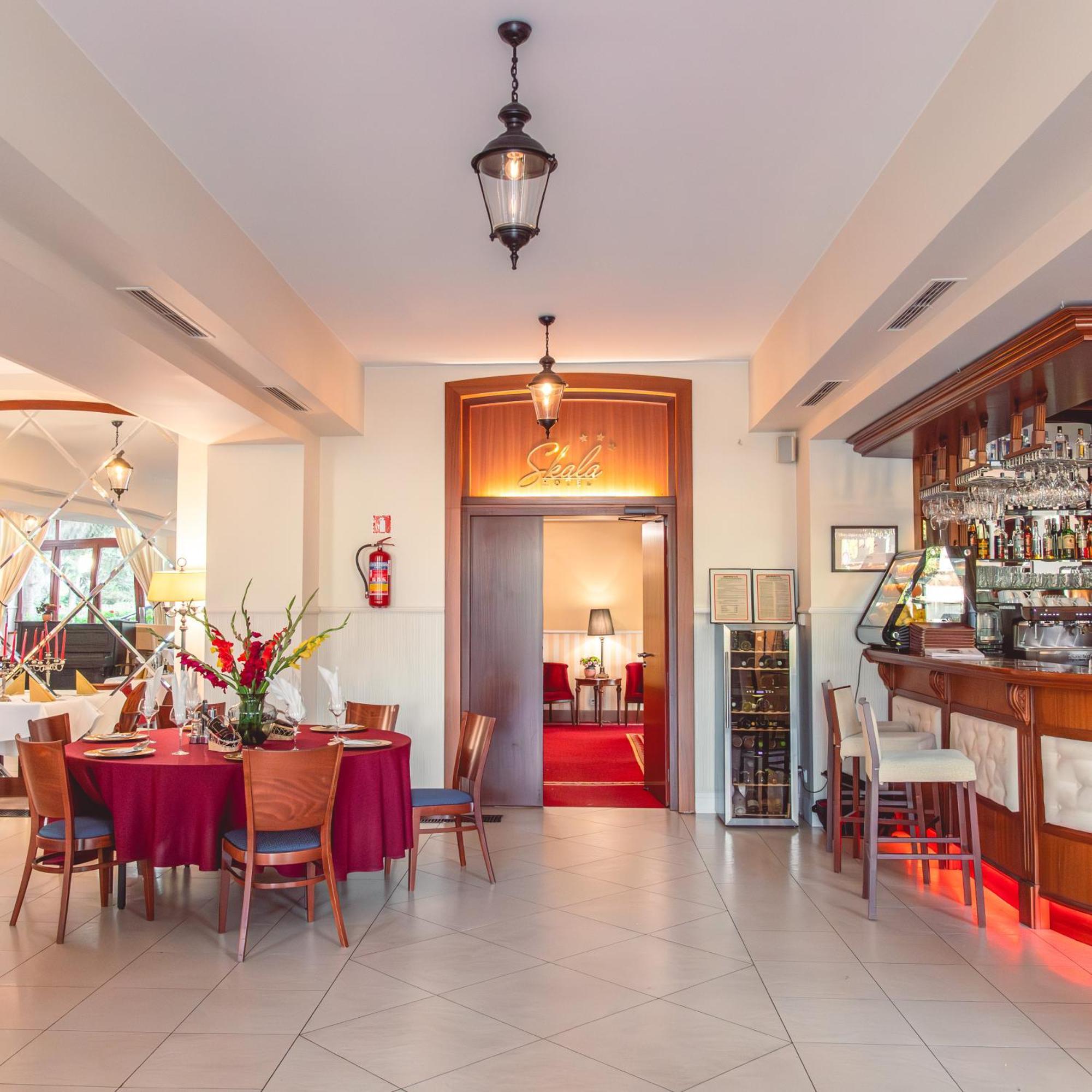 ביאלה פולדאסקה Hotel Skala מראה חיצוני תמונה